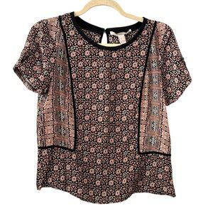 Forever 21 Small Black Pink Floral Geometric Print Short Sleeve Top Boho